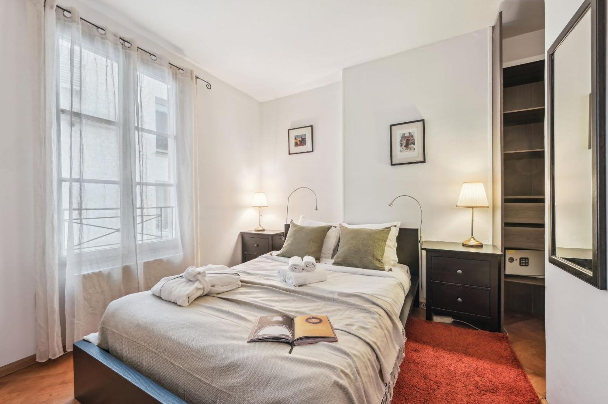 Eiffel Tower & Hotel Des Invalides - 1Br - Cityapartmentstay Parigi Esterno foto
